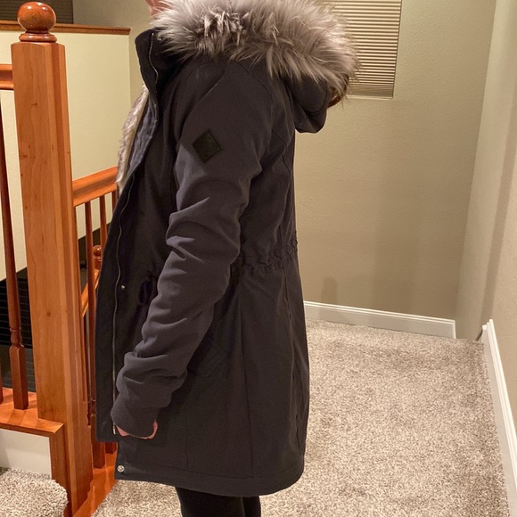 Hollister jacket - Picture 9 of 10